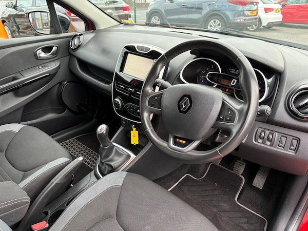 Used Renault Clio 2016 for sale - 76229524: Photo 6