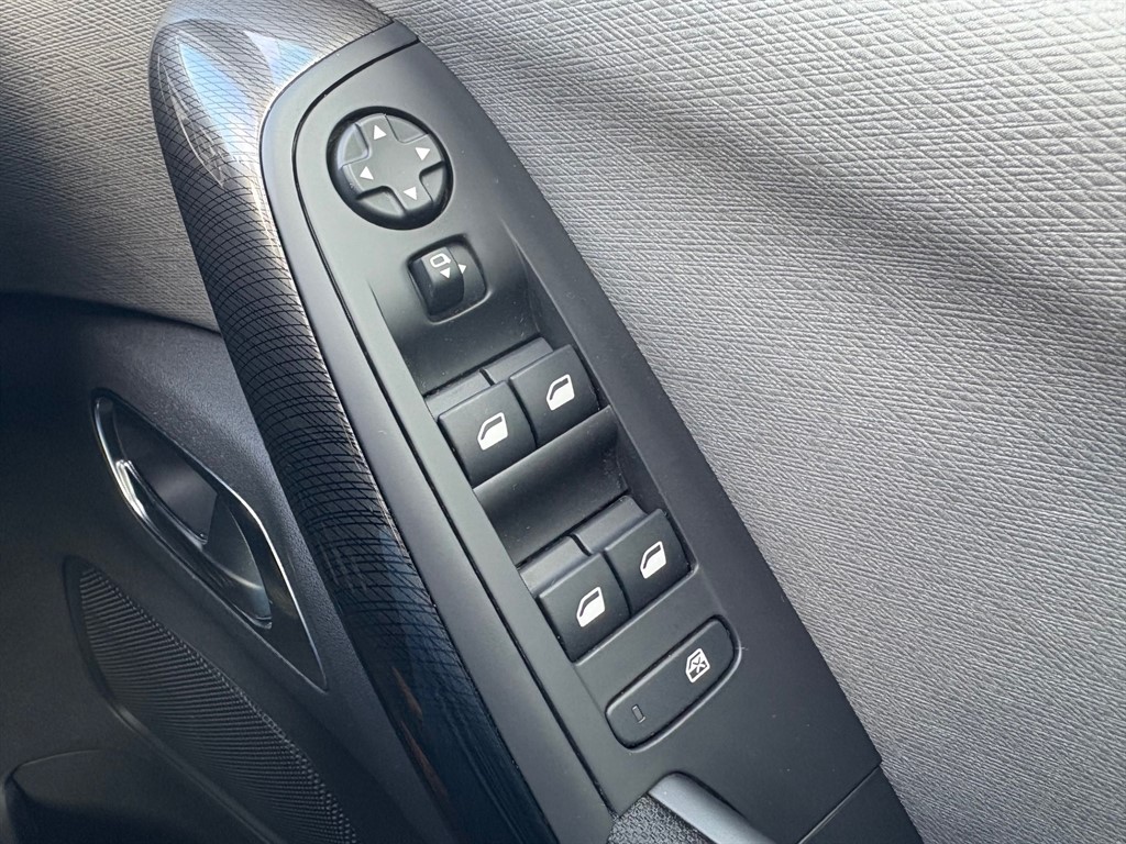 Used Citroen C4 Grand Picasso 2017 for sale - 76908225: Photo 26