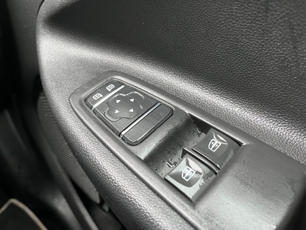 Used Renault Zoe 2020 for sale - 77679106: Photo 27