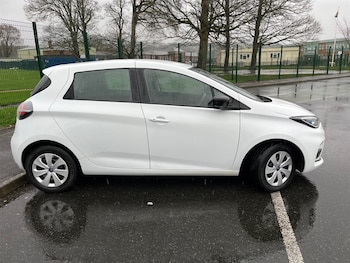 Used Renault Zoe 2020 for sale - 77679106: Photo