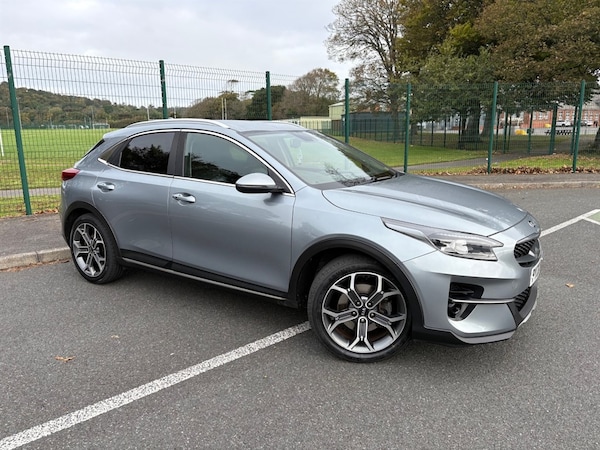 Used Kia XCeed 2020 for sale - 76229526: Photo 2