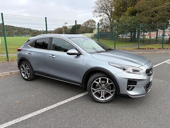 Used Kia XCeed 2020 for sale - 76229526: Photo 2