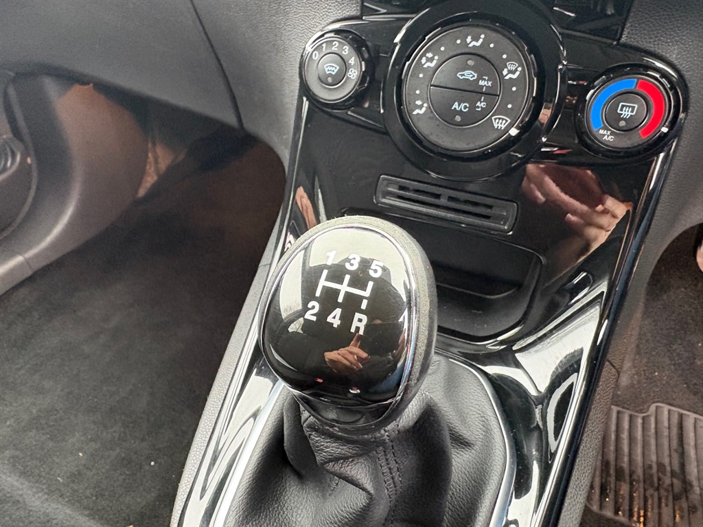 Used Ford Fiesta 2015 for sale - 78042411: Photo 12