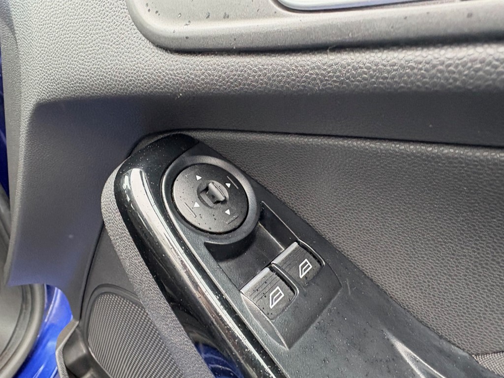 Used Ford Fiesta 2015 for sale - 78042411: Photo 15