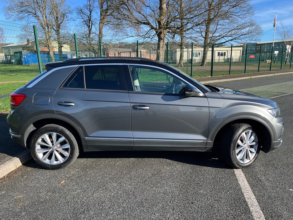 Used Volkswagen T-Roc 2019 for sale - 77556983: Photo 3