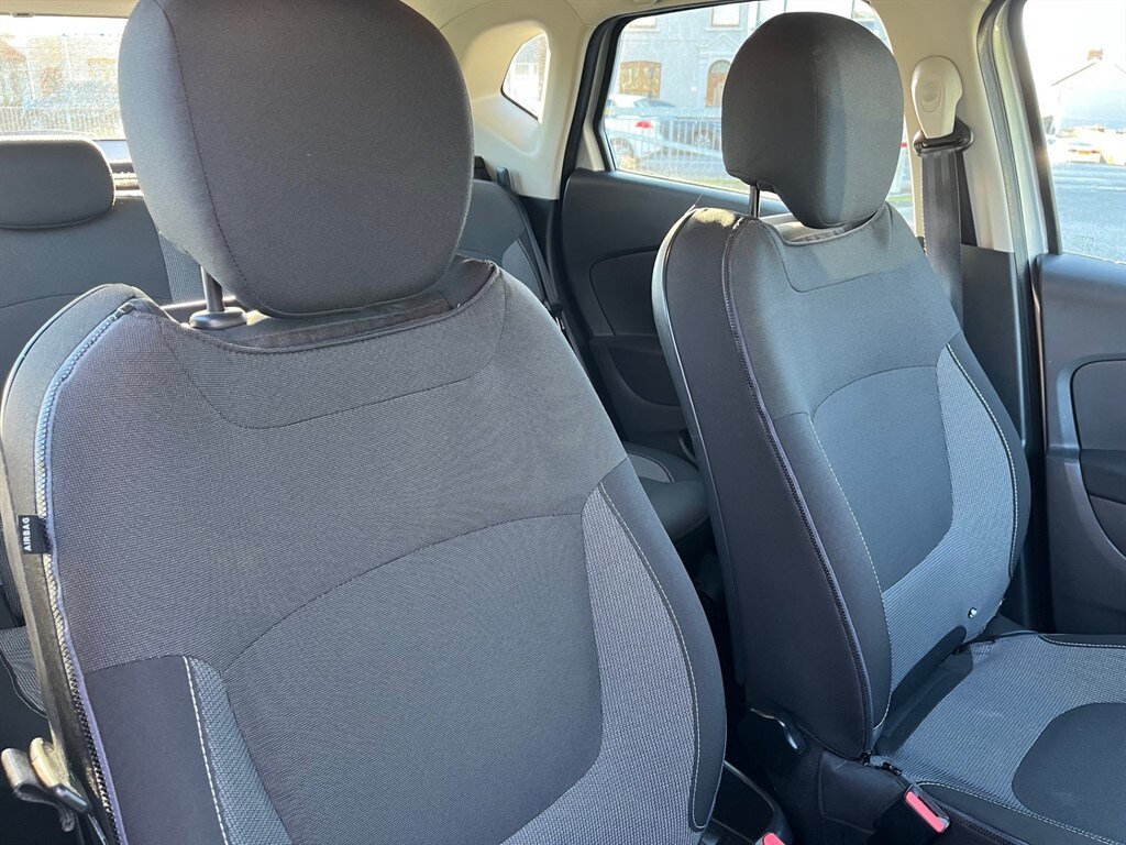 Used Renault Captur 2015 for sale - 76628591: Photo 16