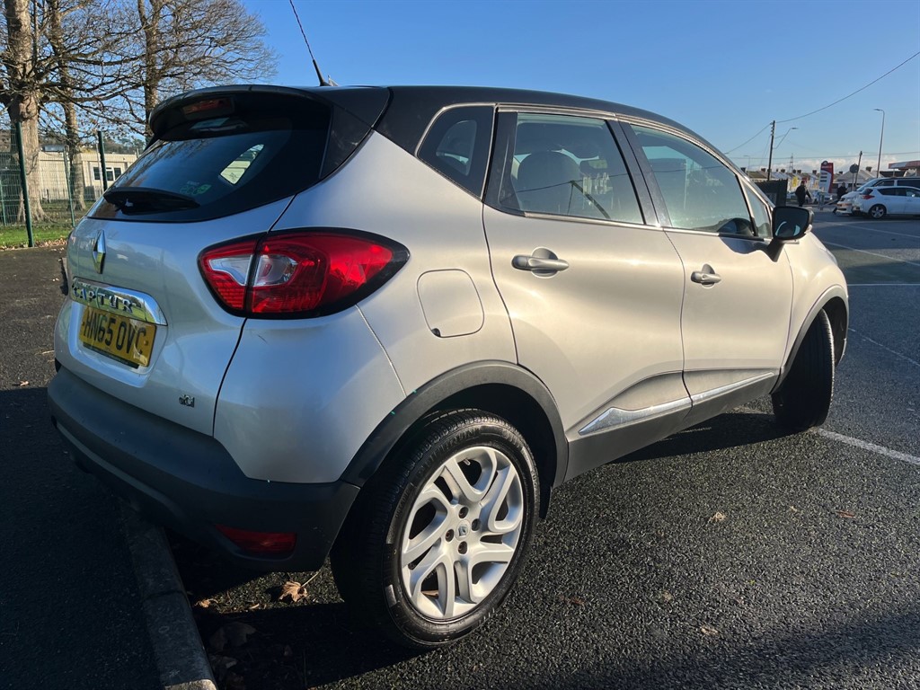 Used Renault Captur 2015 for sale - 76628591: Photo 4