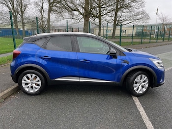 Used Renault Captur 2020 for sale - 77778824: Photo