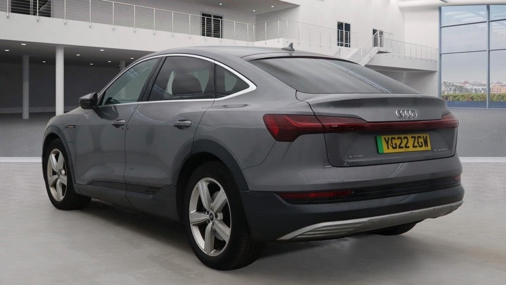 Used Audi e-tron 2022 for sale - 78017525: Photo 3