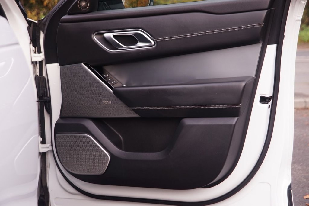 Used Land Rover Range Rover Velar 2018 for sale - 76417678: Photo 27