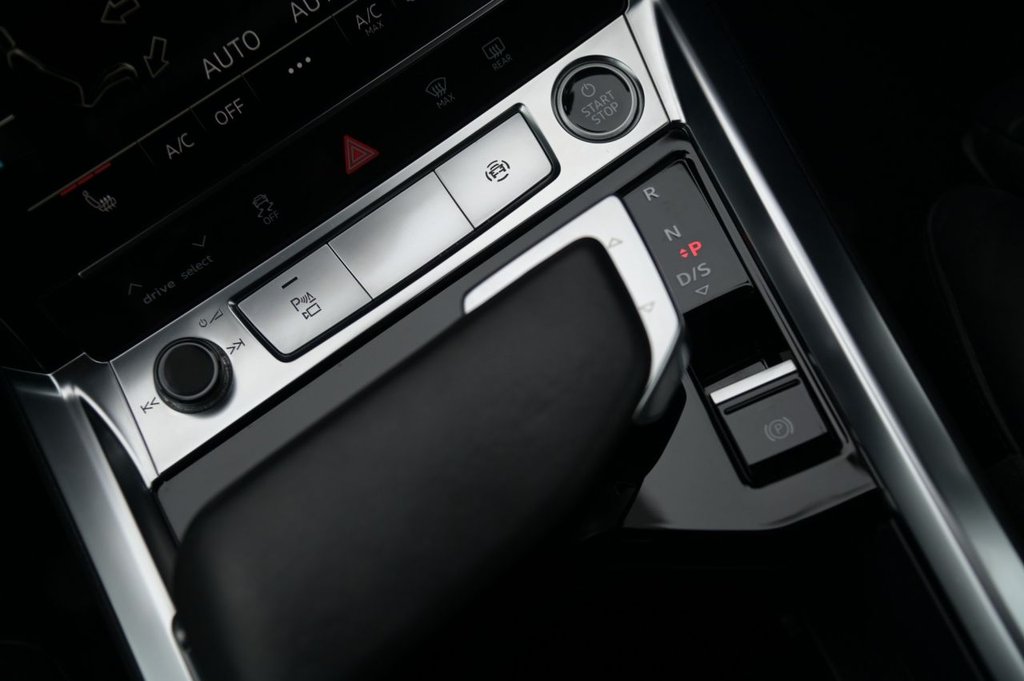 Used Audi e-tron 2021 for sale - 76642635: Photo 19