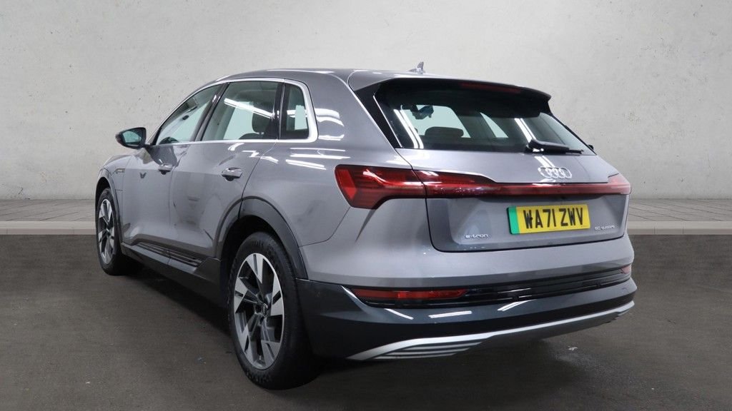 Used Audi e-tron 2021 for sale - 76642635: Photo 3