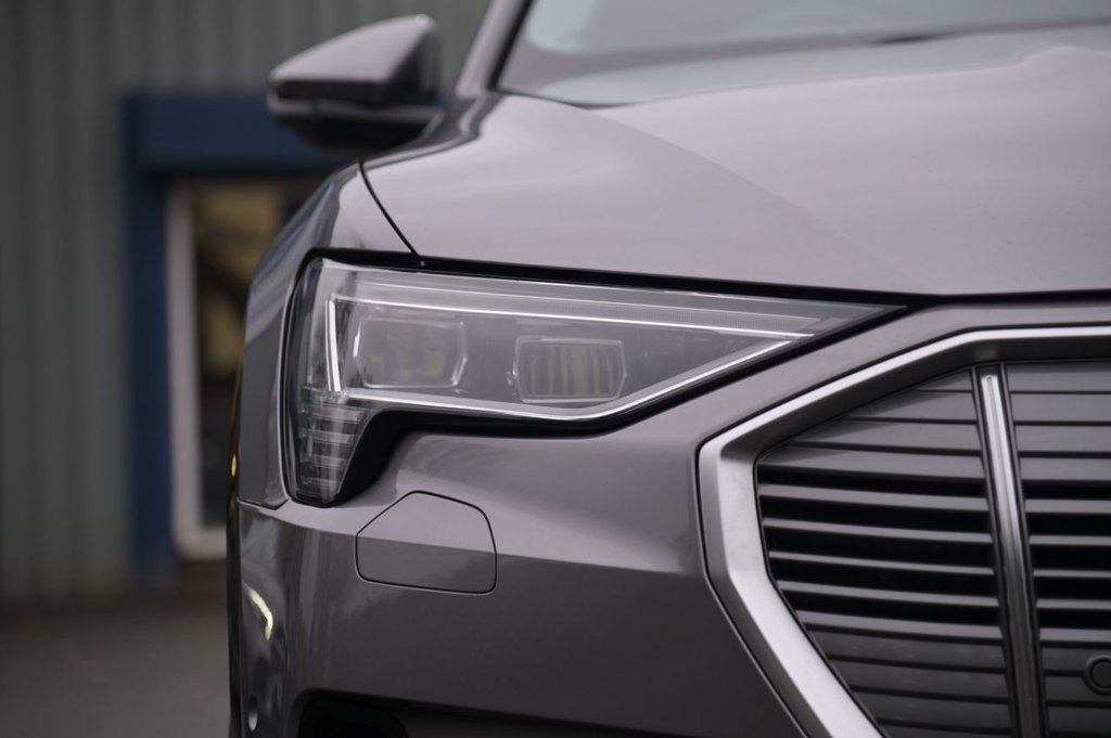 Used Audi e-tron 2021 for sale - 76642635: Photo 34