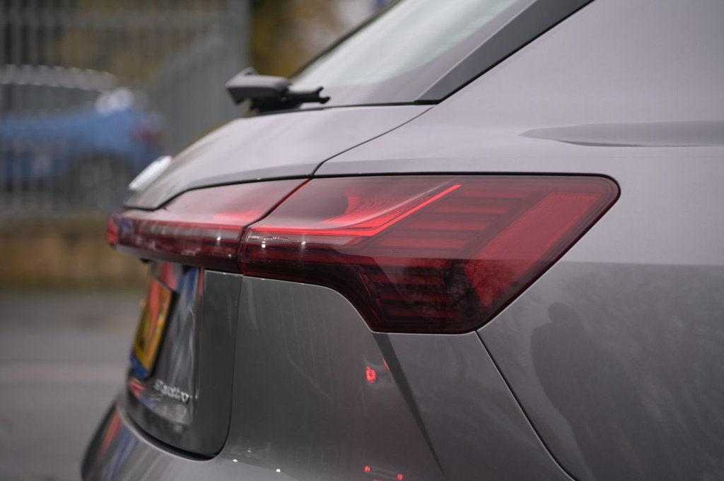 Used Audi e-tron 2021 for sale - 76642635: Photo 43