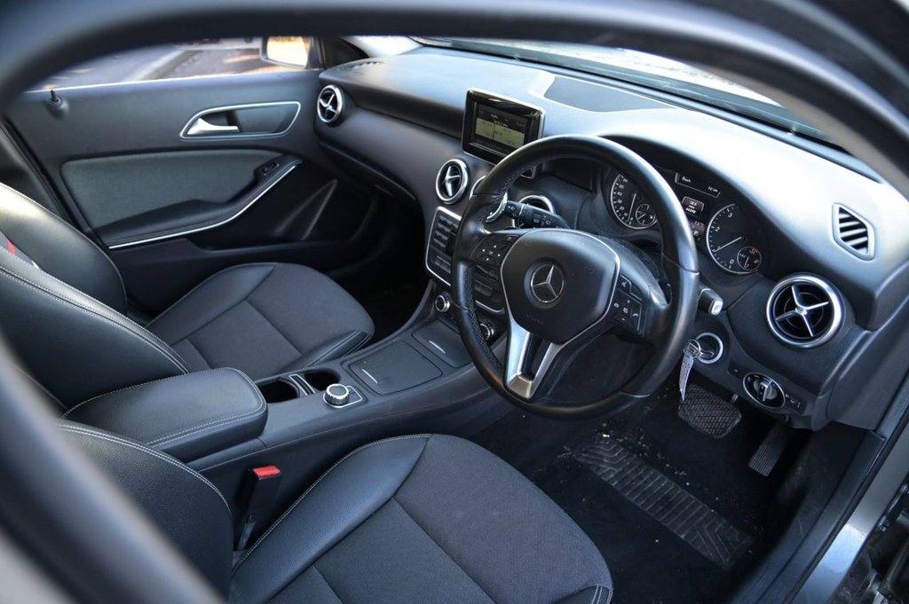 Used Mercedes-Benz A-Class 2014 for sale - 76768042: Photo 3