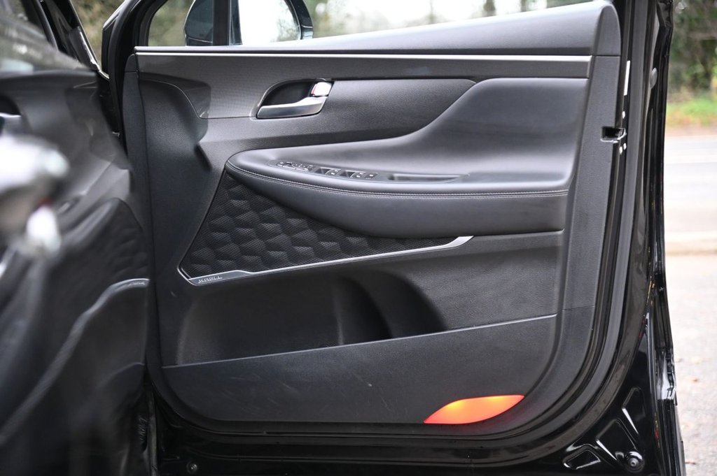 Used Hyundai Santa Fe 2022 for sale - 76040213: Photo 33