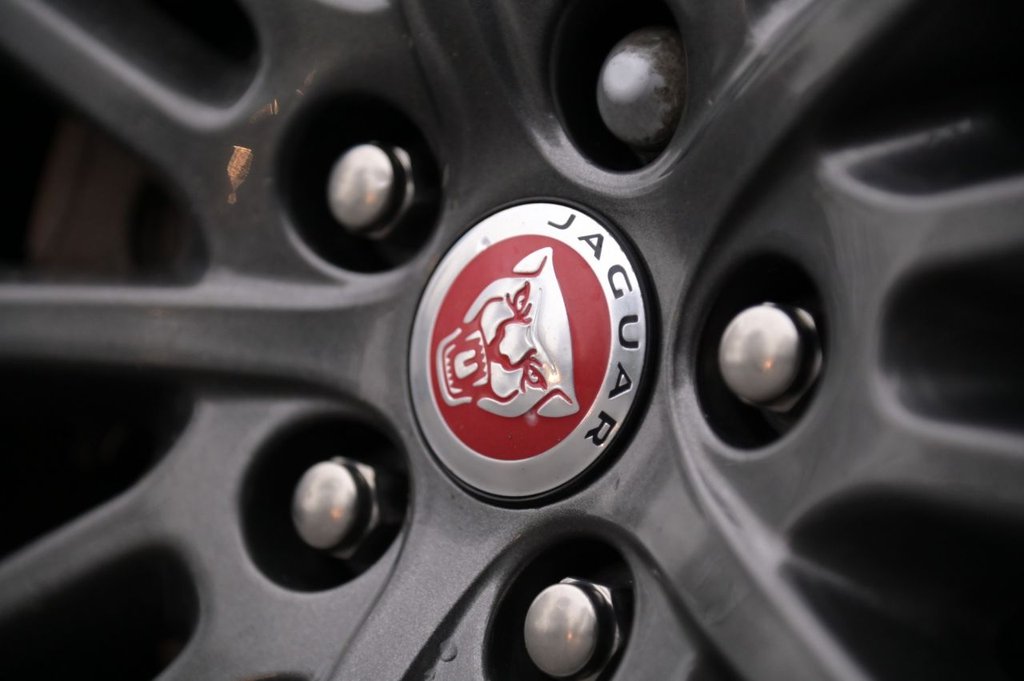 Used Jaguar XE 2017 for sale - 76632250: Photo 39