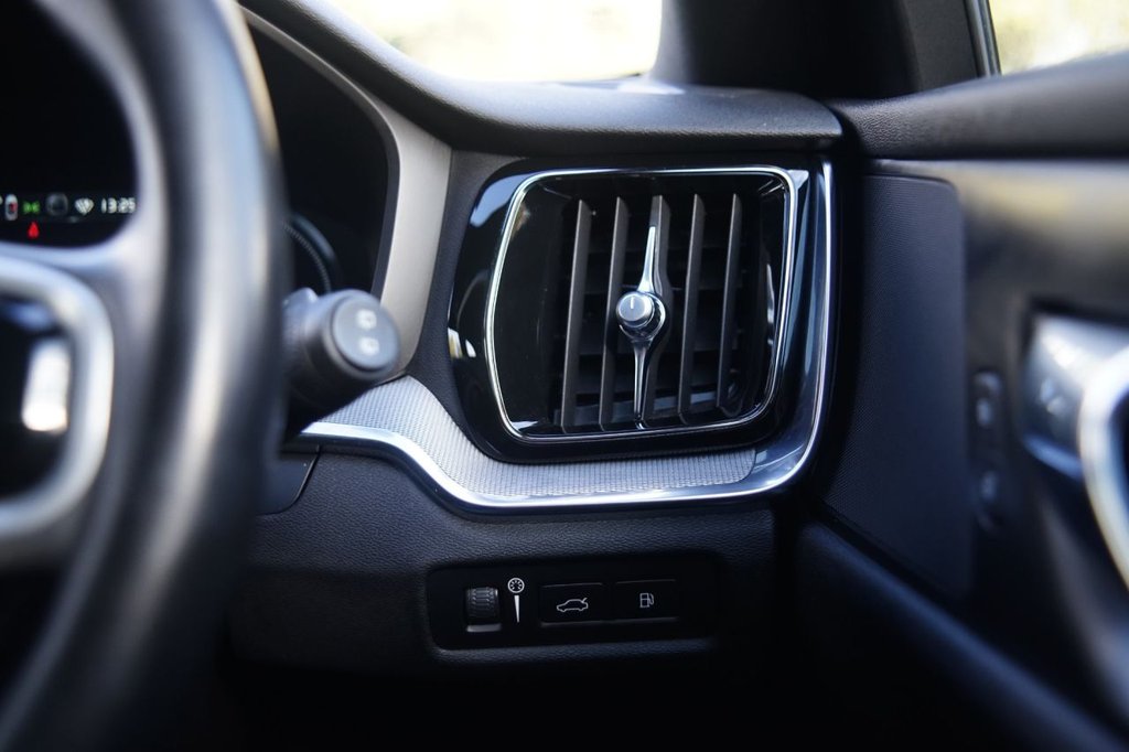 Used Volvo V60 2021 for sale - 76654738: Photo 16