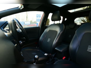 Used Ford Fiesta 2018 for sale - 77891308: Photo