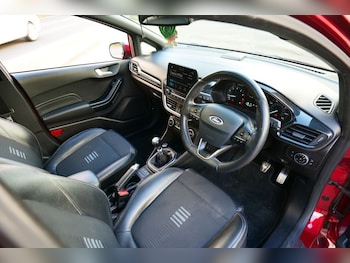 Used Ford Fiesta 2018 for sale - 77891308: Photo