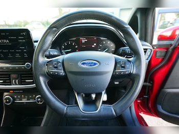 Used Ford Fiesta 2018 for sale - 77891308: Photo