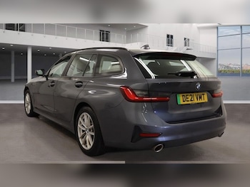 Used BMW 3 Series 2021 for sale - 75911242: Photo