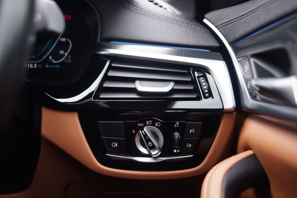 Used BMW 5 Series 2022 for sale - 76406588: Photo 16