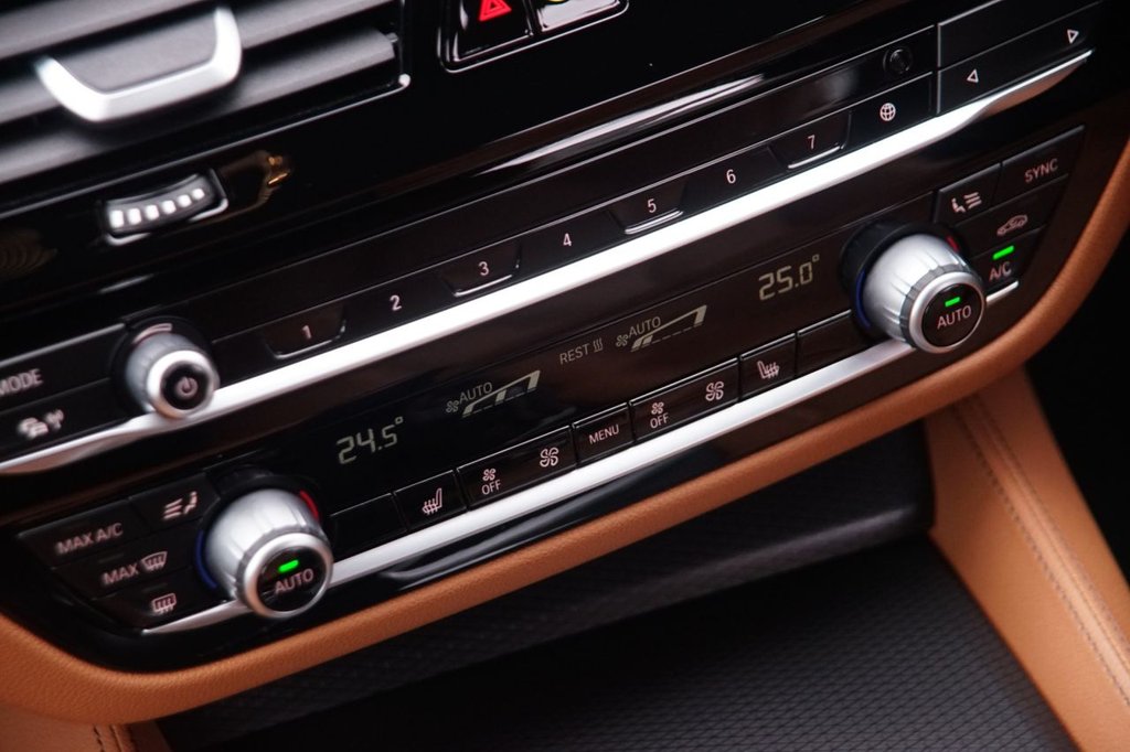 Used BMW 5 Series 2022 for sale - 76406588: Photo 21