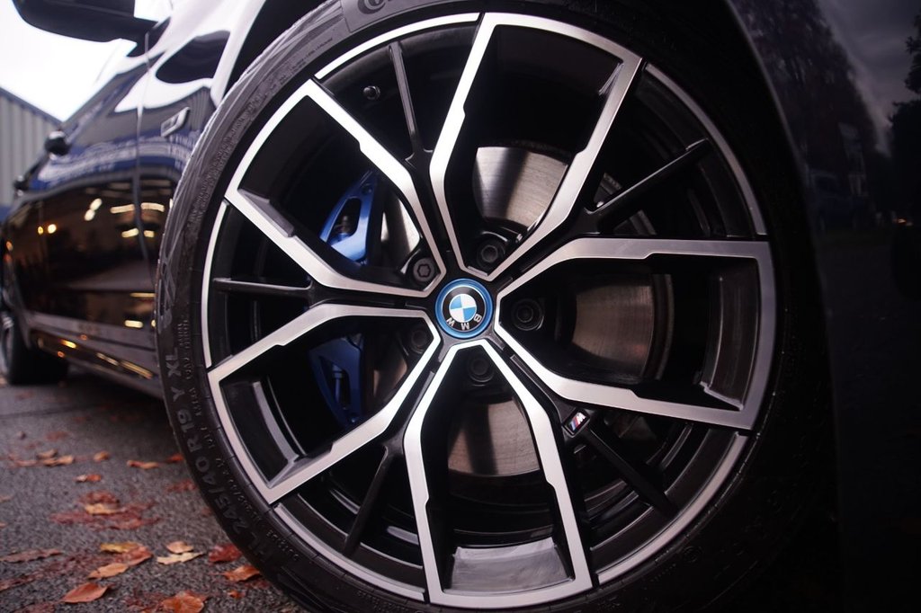 Used BMW 5 Series 2022 for sale - 76406588: Photo 40