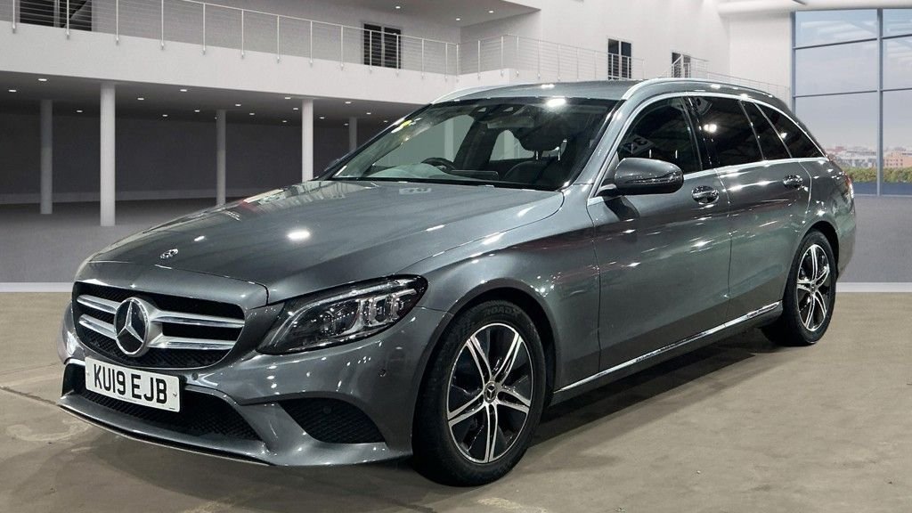 Used Mercedes-Benz C Class 2019 for sale - 77133282: Photo 4