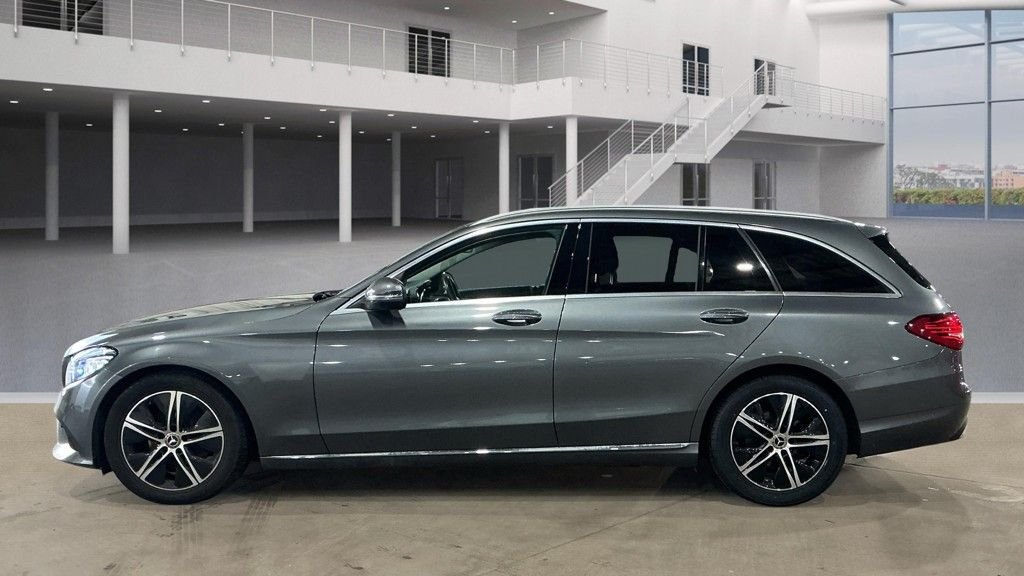 Used Mercedes-Benz C Class 2019 for sale - 77133282: Photo 6