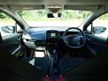 Used Renault Zoe 2019 for sale - 79072112: Photo