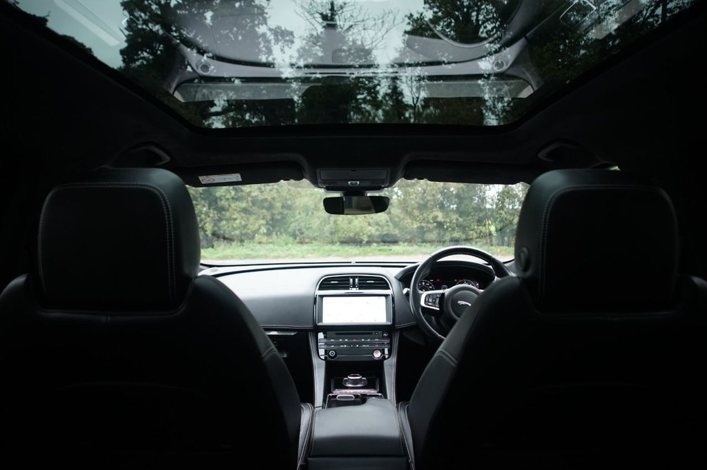 Used Jaguar F-Pace 2020 for sale - 76028896: Photo 15