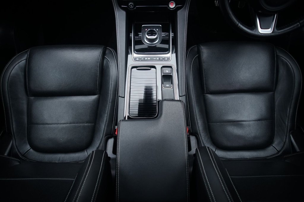 Used Jaguar F-Pace 2020 for sale - 76028896: Photo 19