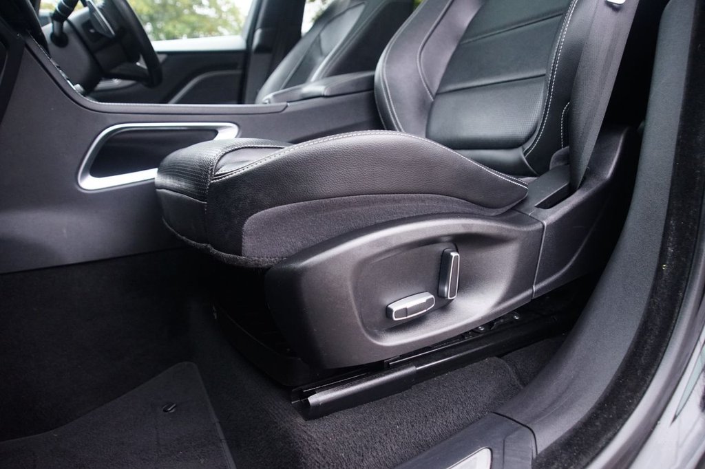 Used Jaguar F-Pace 2020 for sale - 76028896: Photo 25