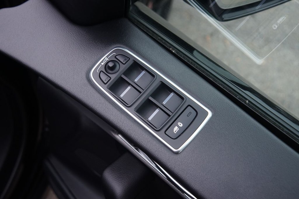 Used Jaguar F-Pace 2020 for sale - 76028896: Photo 26