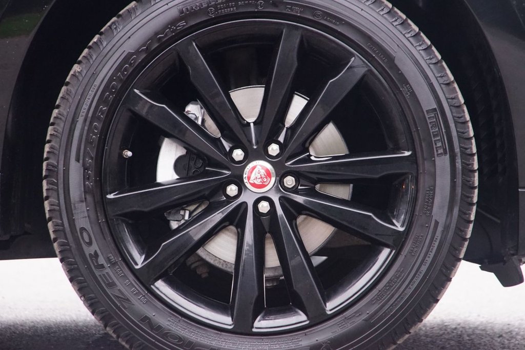 Used Jaguar F-Pace 2020 for sale - 76028896: Photo 35