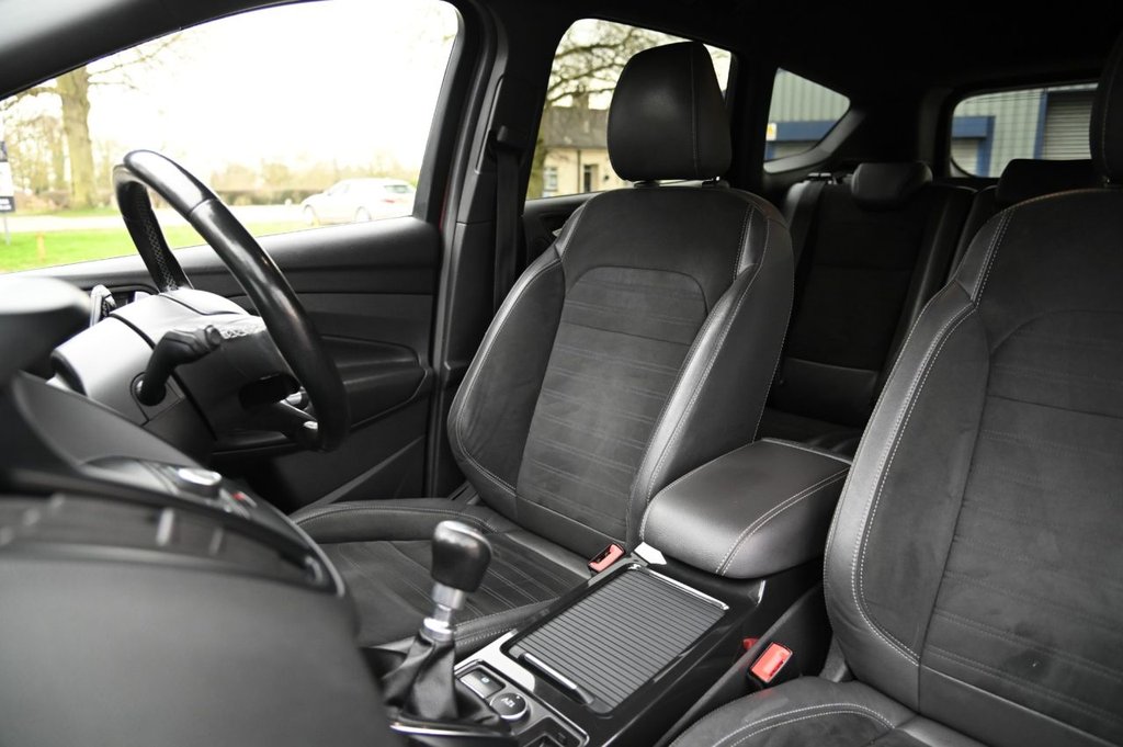 Used Ford Kuga 2017 for sale - 77620904: Photo 24