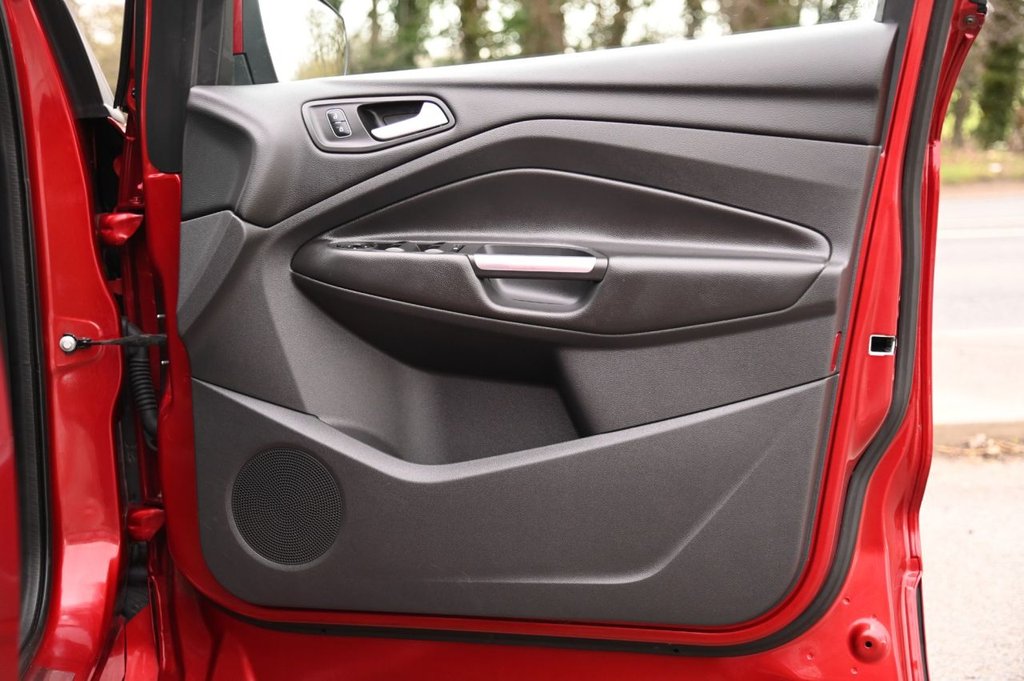 Used Ford Kuga 2017 for sale - 77620904: Photo 28