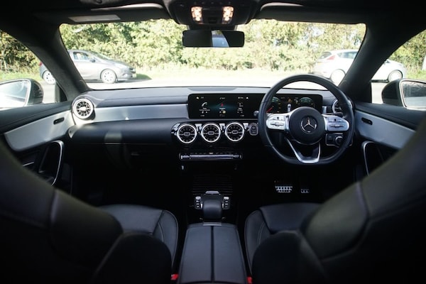 Used Mercedes-Benz CLA 2022 for sale - 76185260: Photo 3