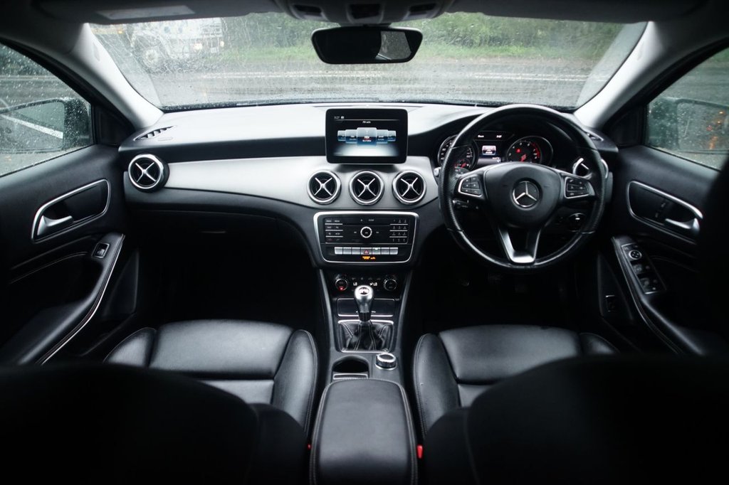 Used Mercedes-Benz GLA 2018 for sale - 75998771: Photo 16