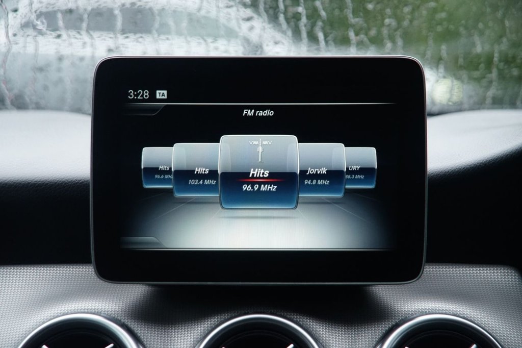 Used Mercedes-Benz GLA 2018 for sale - 75998771: Photo 17