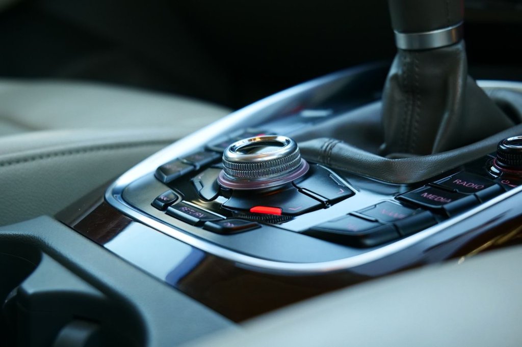 Used Audi Q5 2011 for sale - 77654729: Photo 23