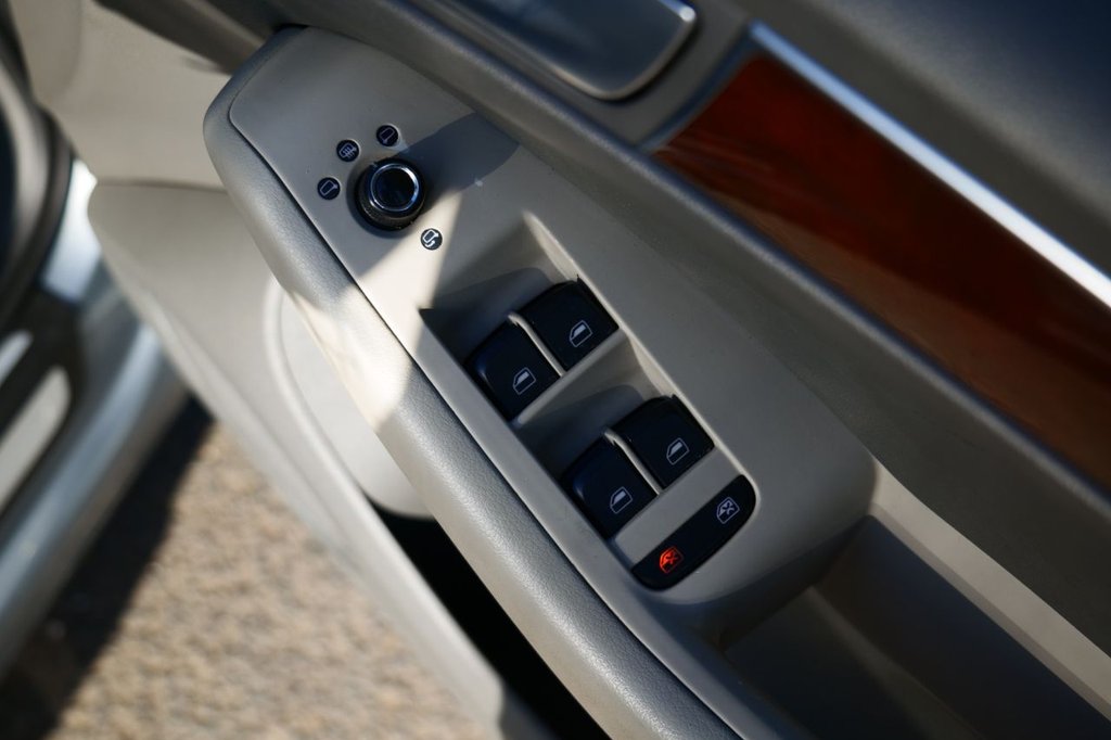 Used Audi Q5 2011 for sale - 77654729: Photo 28