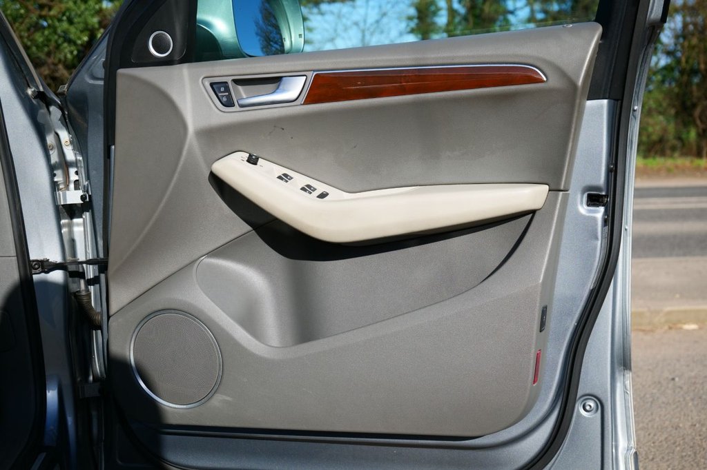 Used Audi Q5 2011 for sale - 77654729: Photo 30