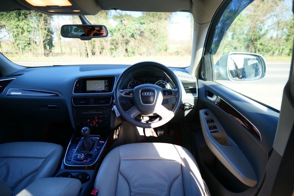 Used Audi Q5 2011 for sale - 77654729: Photo 9