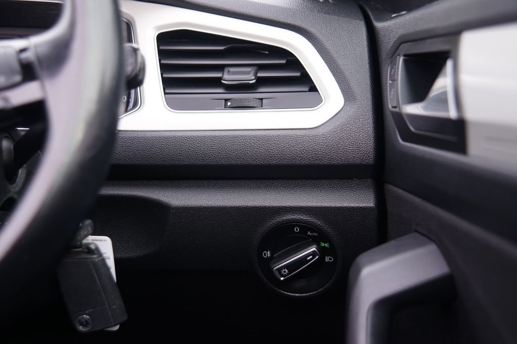 Used Volkswagen T-Roc 2020 for sale - 76333970: Photo 15