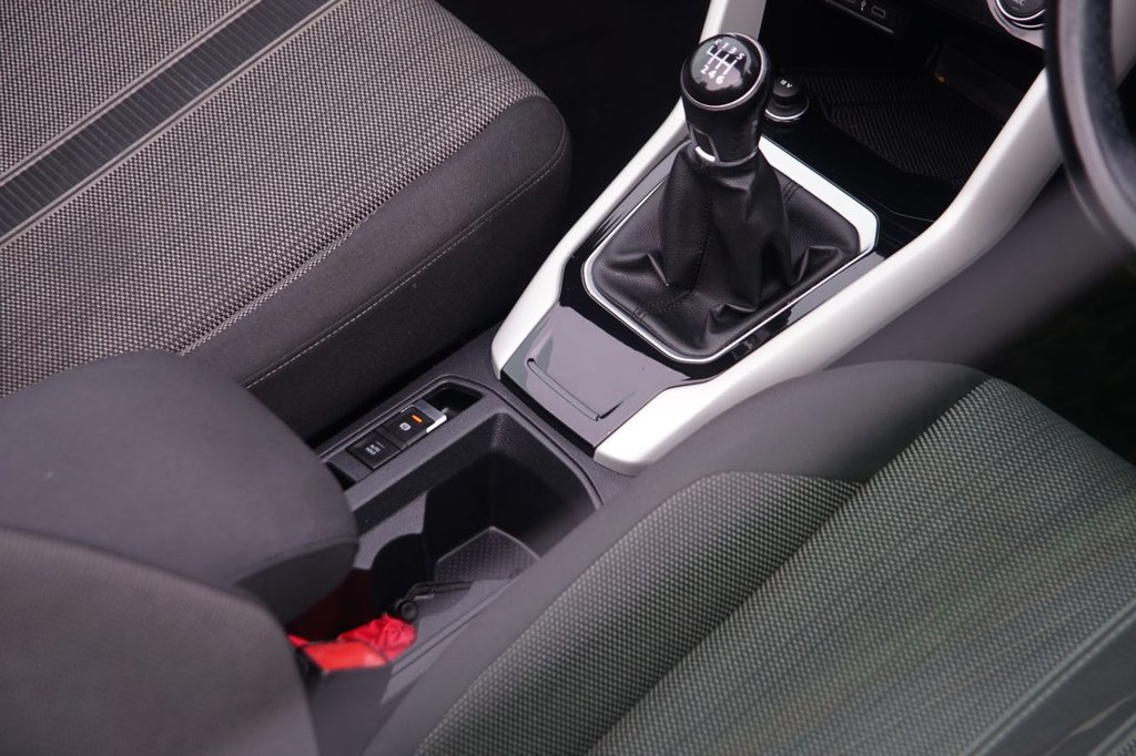 Used Volkswagen T-Roc 2020 for sale - 76333970: Photo 20