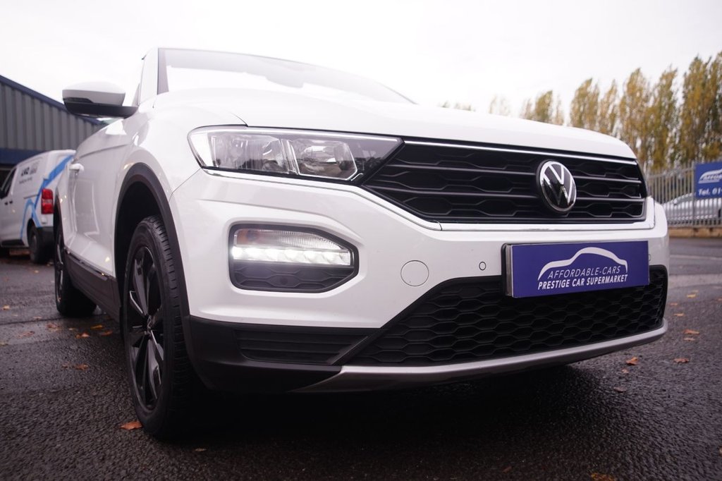 Used Volkswagen T-Roc 2020 for sale - 76333970: Photo 32