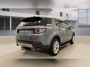 Used Land Rover Discovery Sport 2020 for sale - 77464226: Photo
